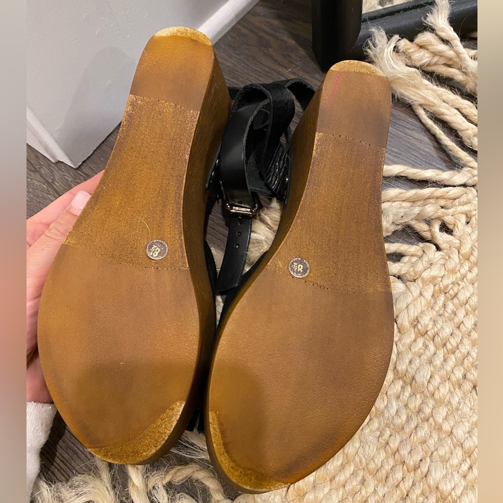 Seychelles forward wedge - Picture 4 of 4